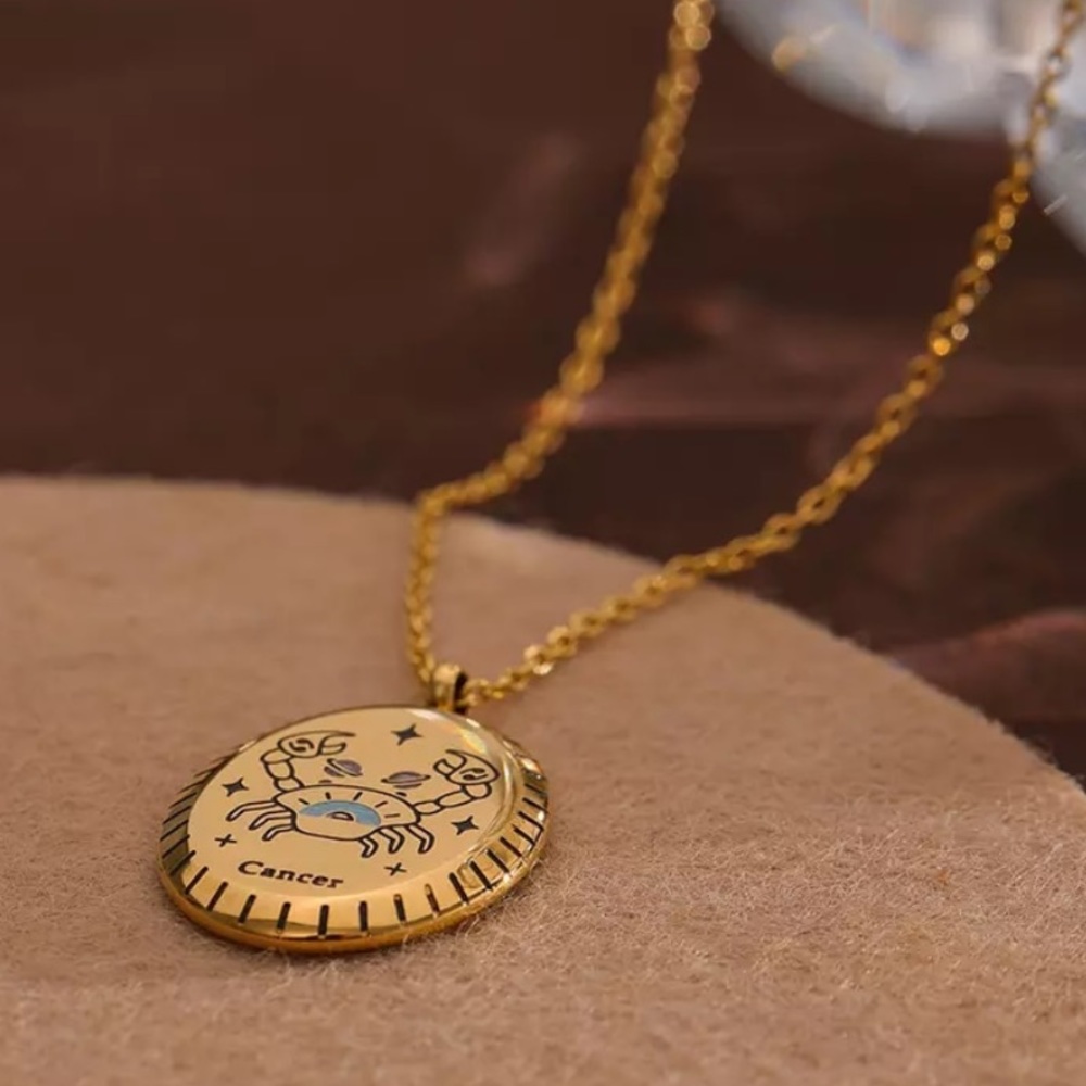 ♋️ 18K Gold plated zodiac sign cancer necklace